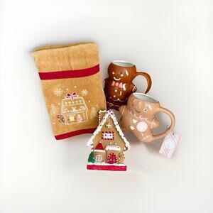 NWT Peppermint& Pine Gingerbread Man Cookie House XMAS Gift Set Hand Towels Mugs